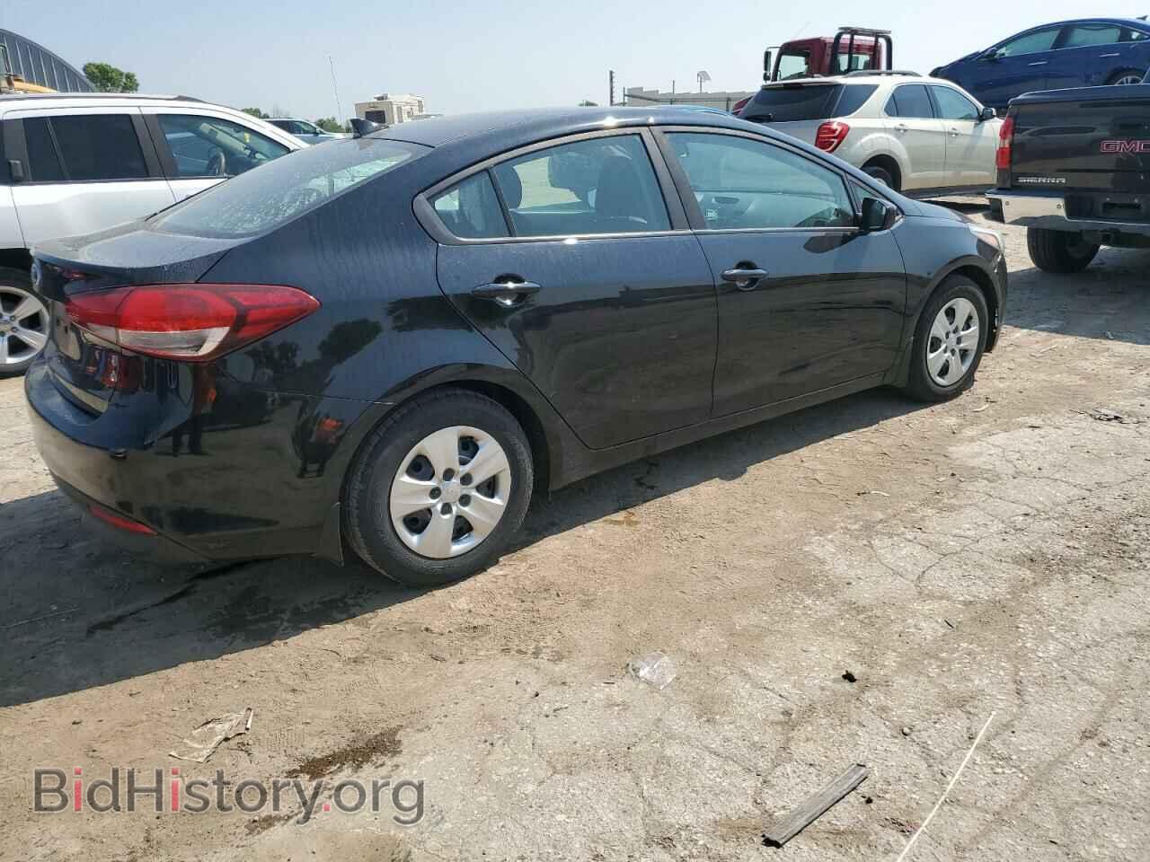 2017 KIA FORTE - VIN: 3KPFL4A76HE090133 - Фото 3