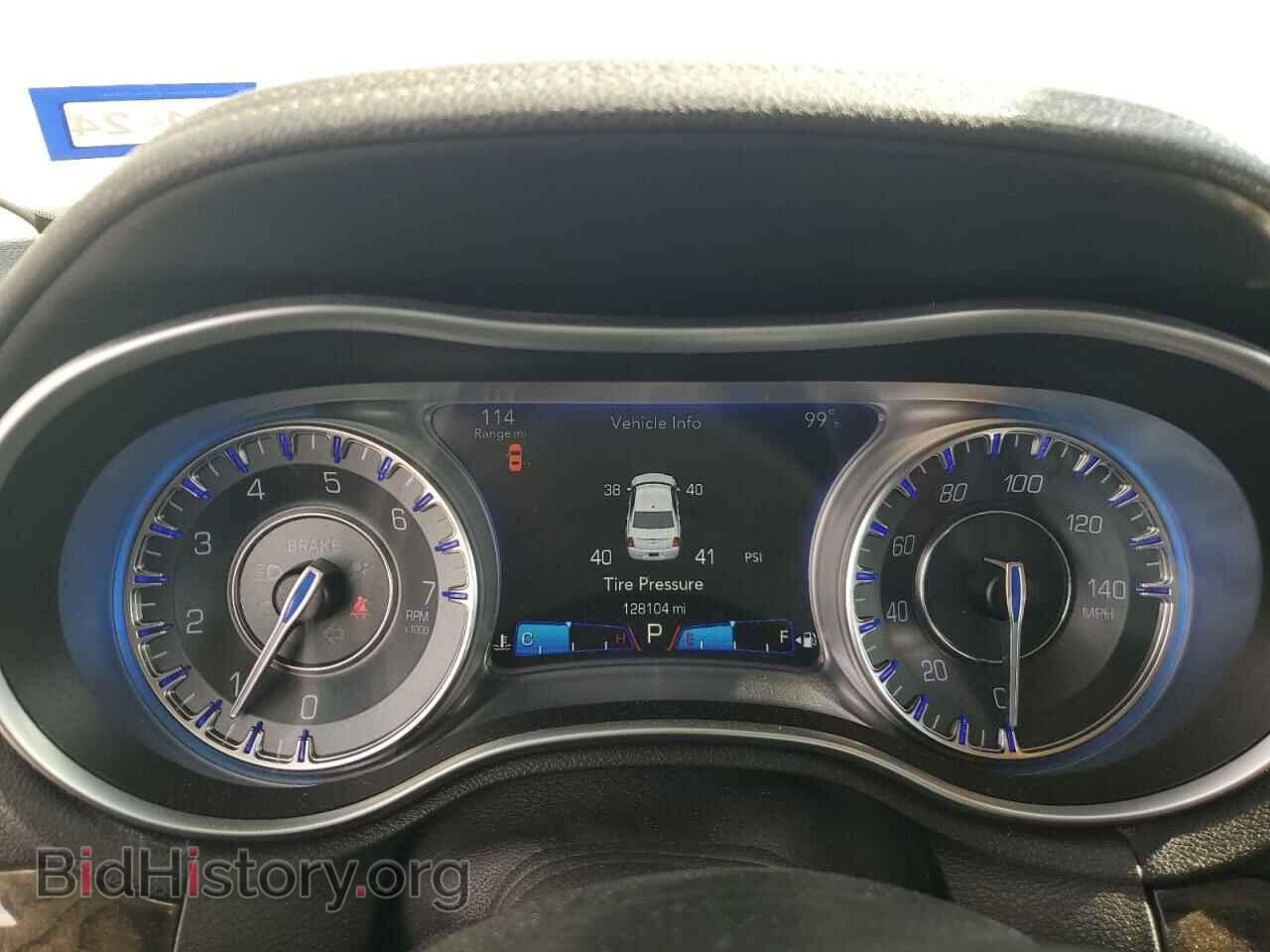 2017 CHRYSLER 300 - VIN: 2C3CCAEG7HH662458 - Фото 9