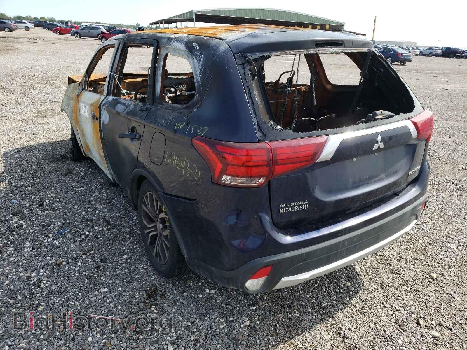 2016 MITSUBISHI OUTLANDER - VIN: JA4AD2A33GZ051537 - Фото 3