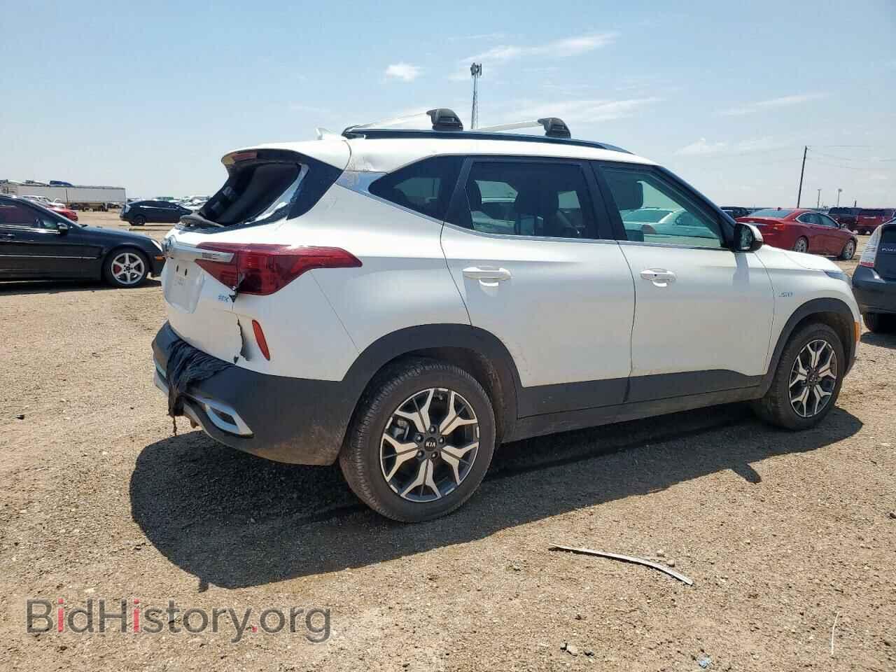 2021 KIA SELTOS - VIN: KNDERCAA8M7170060 - Фото 3