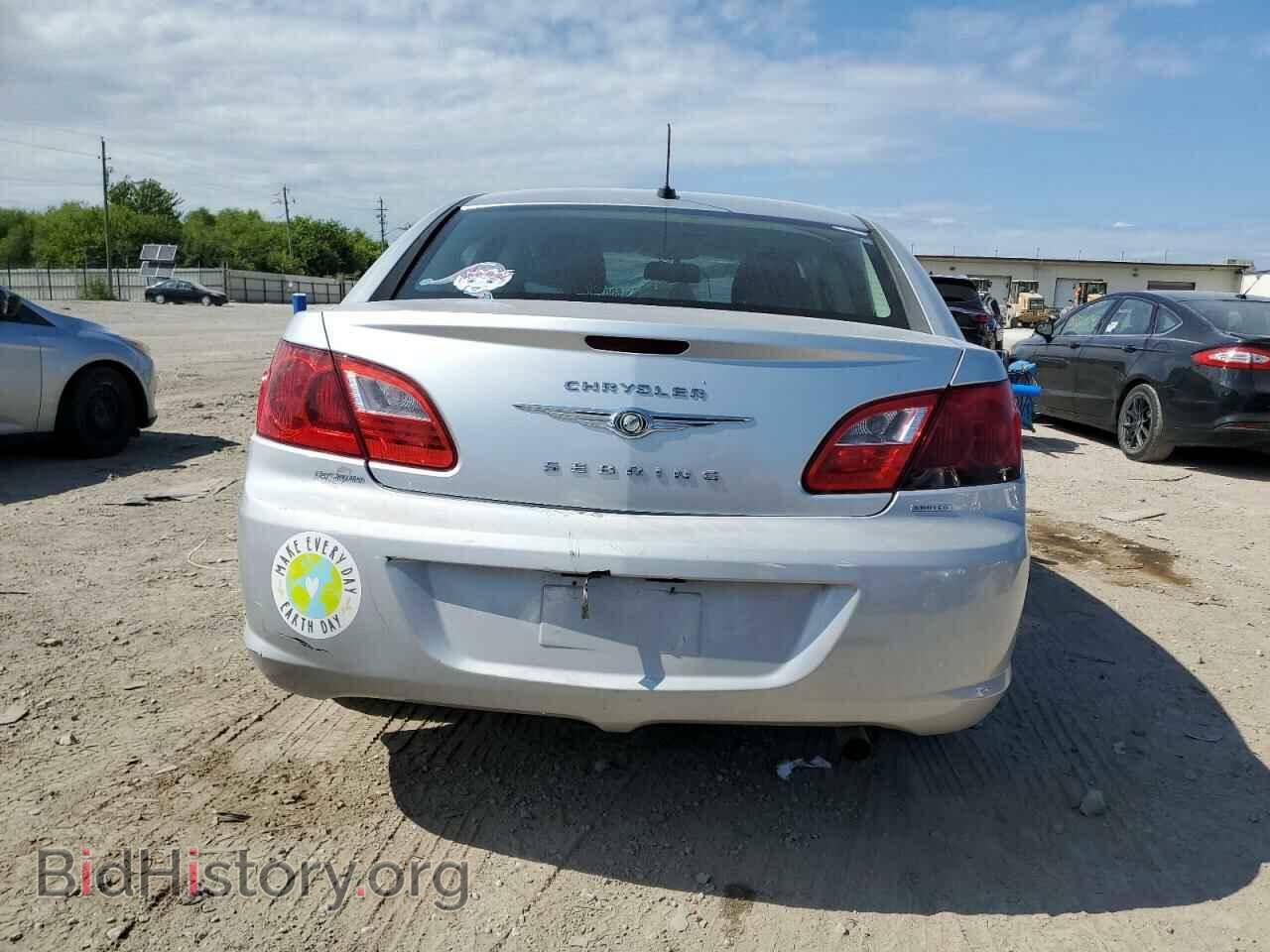 2010 CHRYSLER SEBRING - VIN: 1C3CC5FB4AN162104 - Фото 6