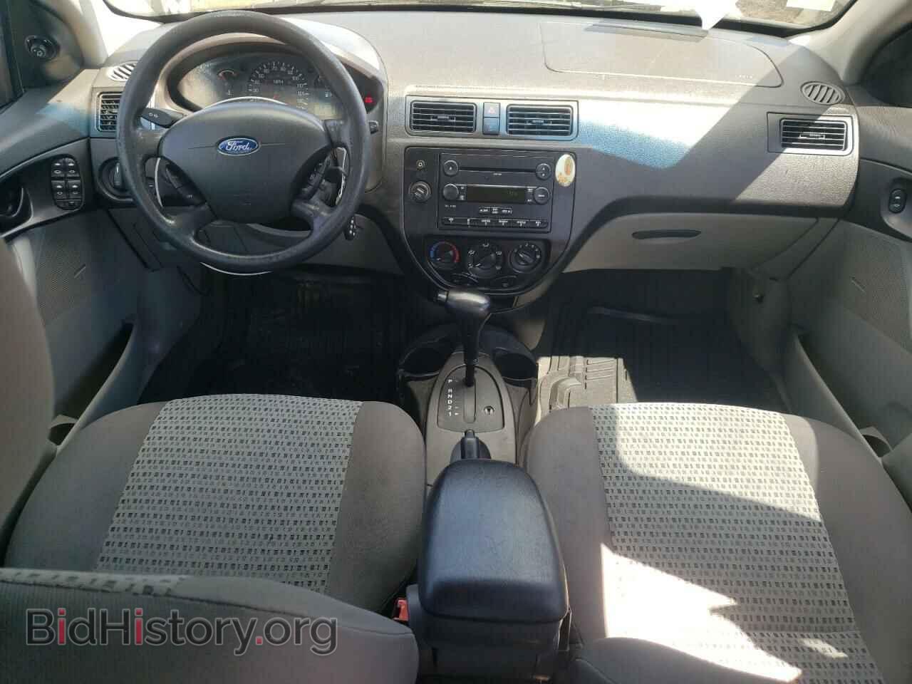 2007 FORD FOCUS - VIN: 1FAHP34N47W268102 - Фото 8