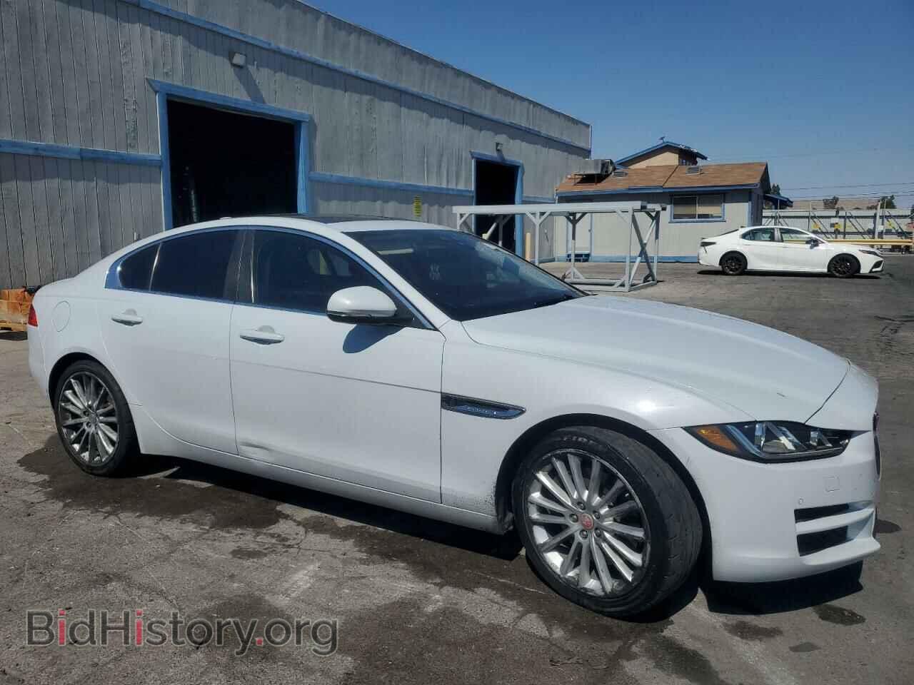 2017 JAGUAR XE - VIN: SAJAN4BV5HA947810 - Фото 4