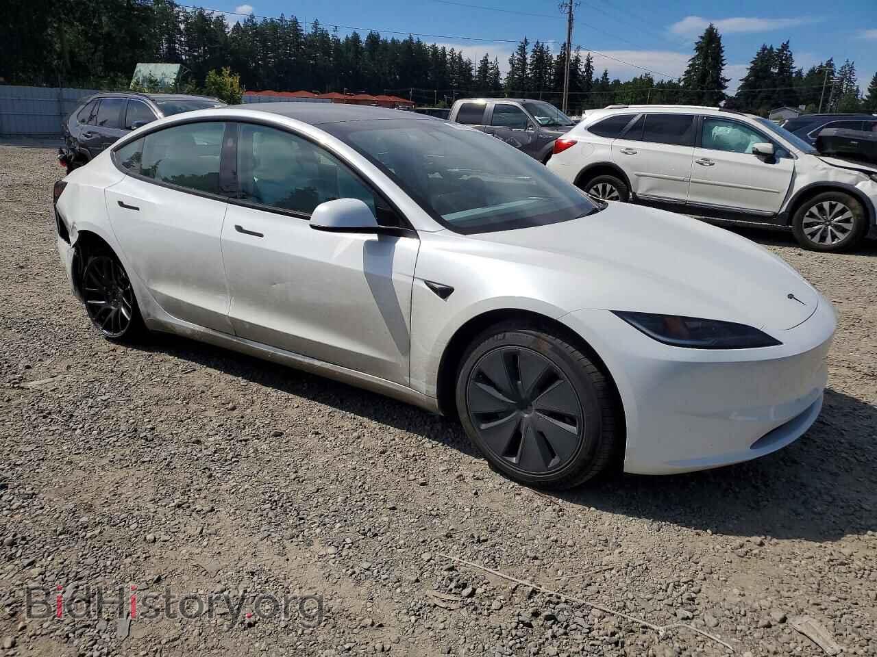 2026 TESLA MODEL 3 - VIN: 5YJ3E1EBXTF121221 - Photo 4
