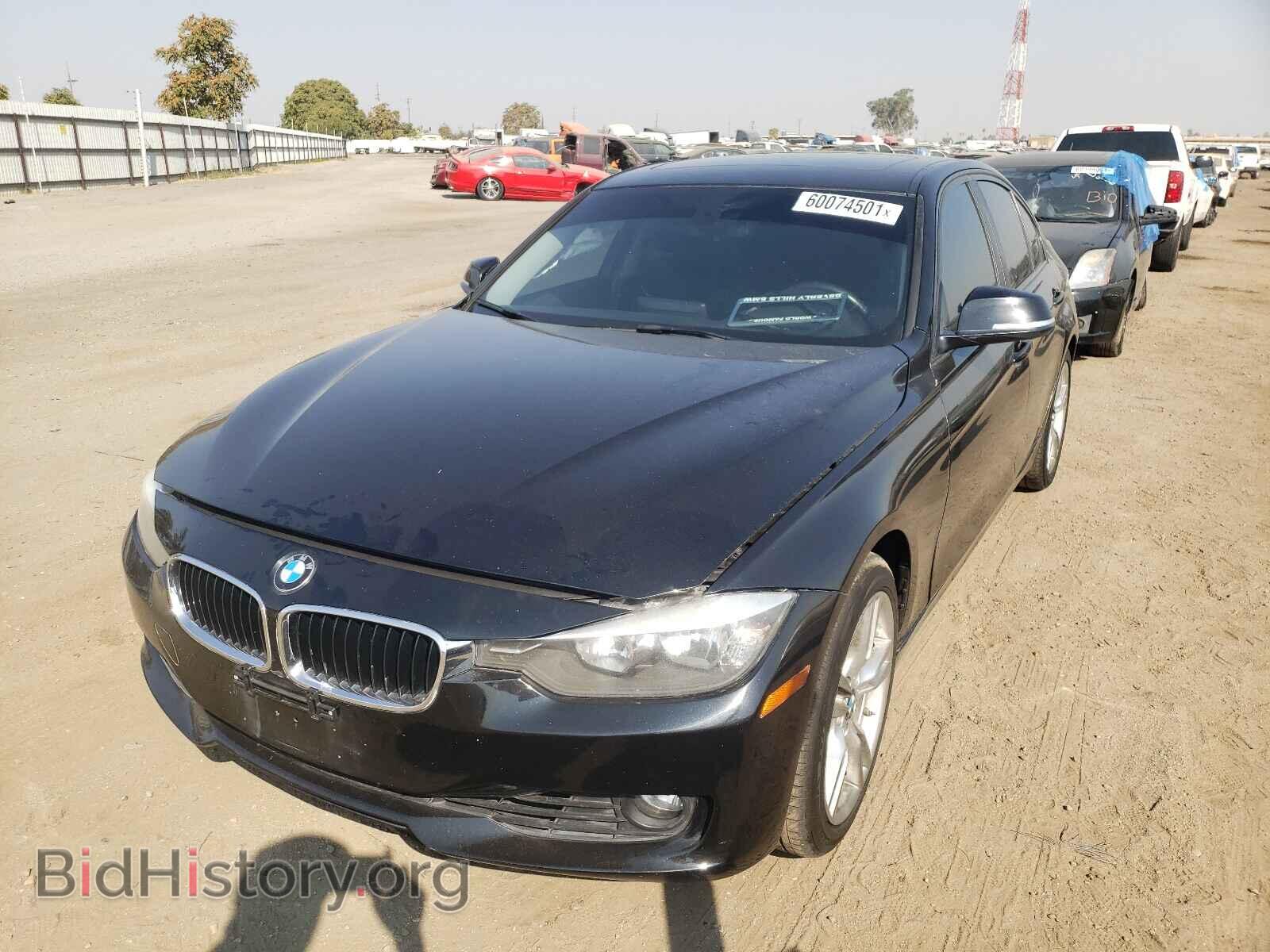 2013 BMW 3 SERIES - VIN: WBA3C1C57DF437074 - Фото 2