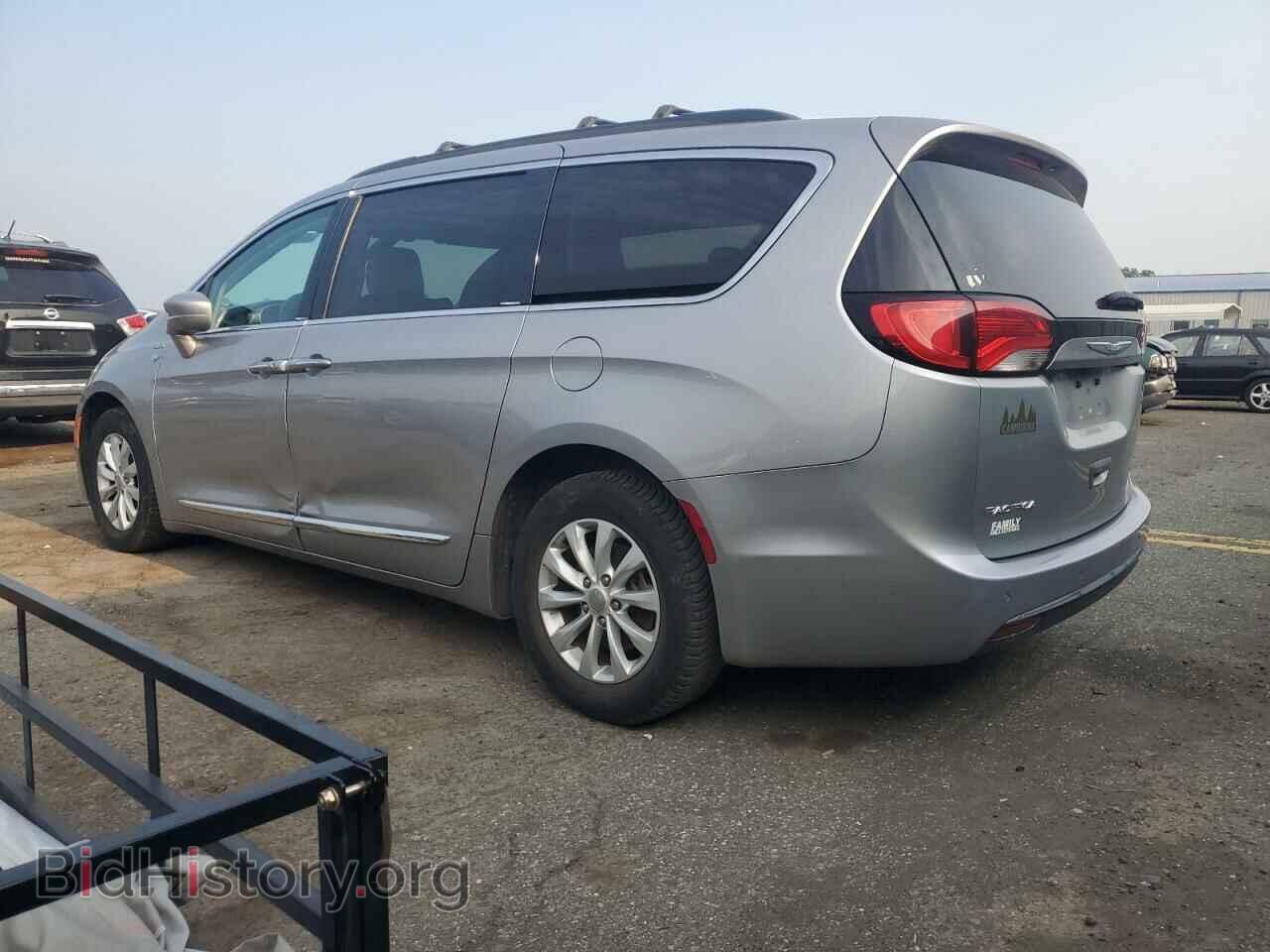2017 CHRYSLER PACIFICA - VIN: 2C4RC1BG7HR516646 - Photo 2