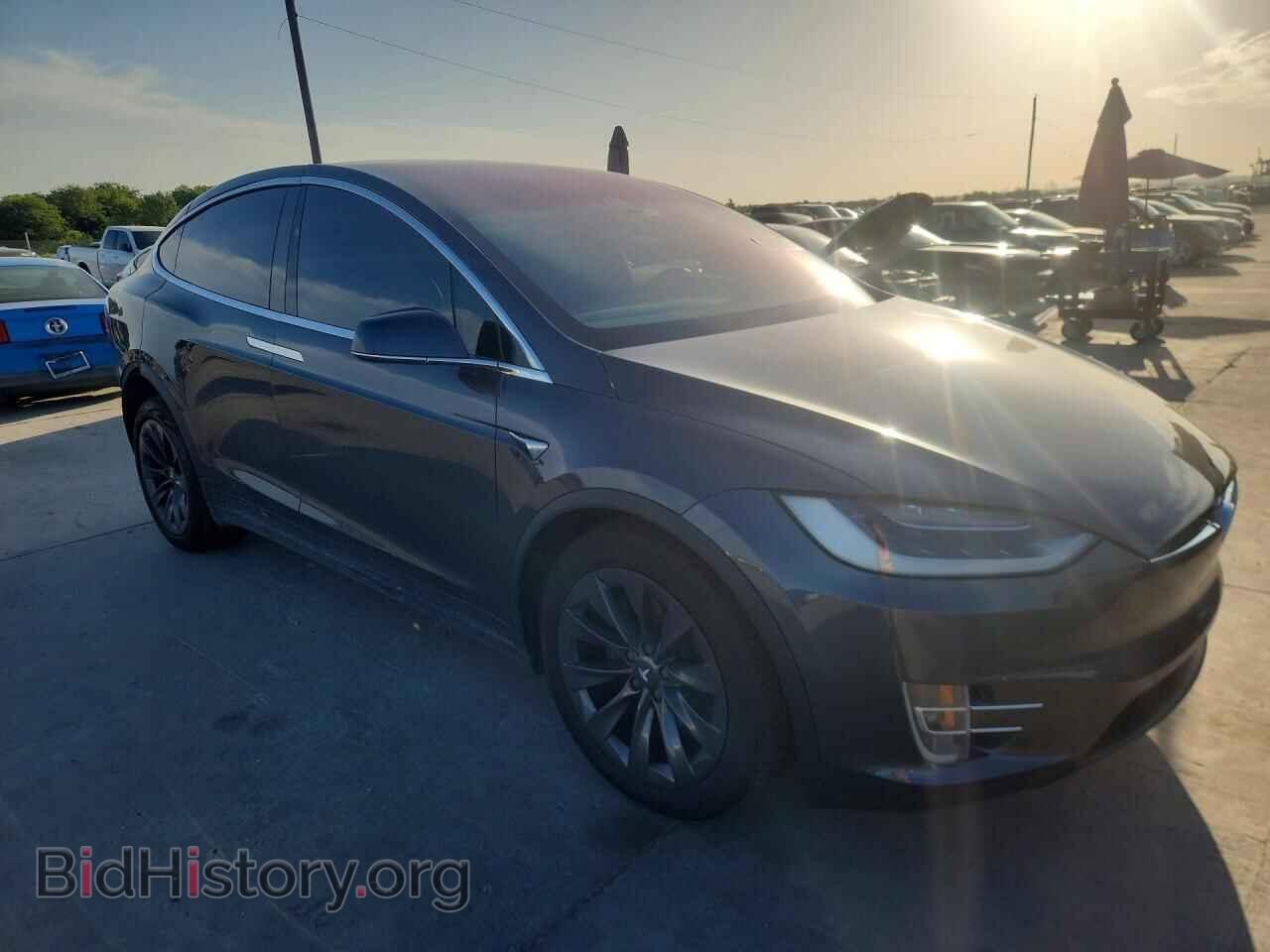 2018 TESLA MODEL X - VIN: 5YJXCAE25JF117775 - Photo 4