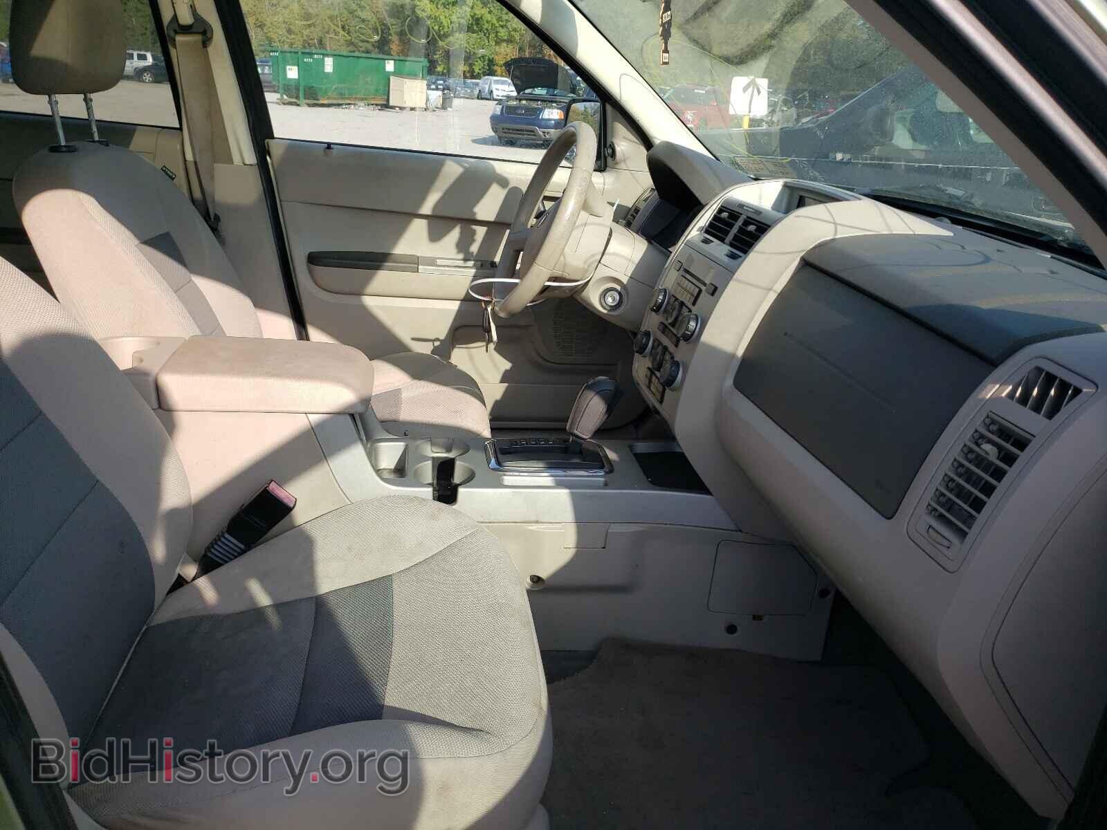 2008 FORD ESCAPE - VIN: 1FMCU93128KC67310 - Photo 5