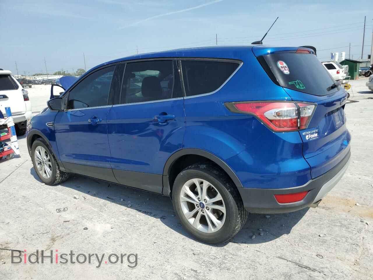 2017 FORD ESCAPE - VIN: 1FMCU0GD4HUB42815 - Фото 2