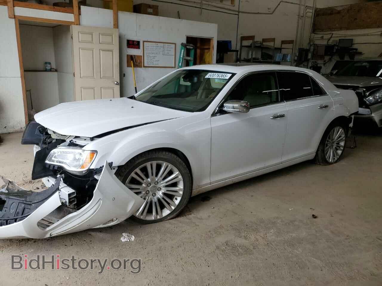 Photo 2C3CA5CG3BH564258 - CHRYSLER 300 2011