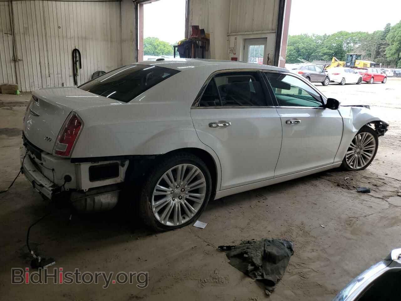 2011 CHRYSLER 300 - VIN: 2C3CA5CG3BH564258 - Фото 3