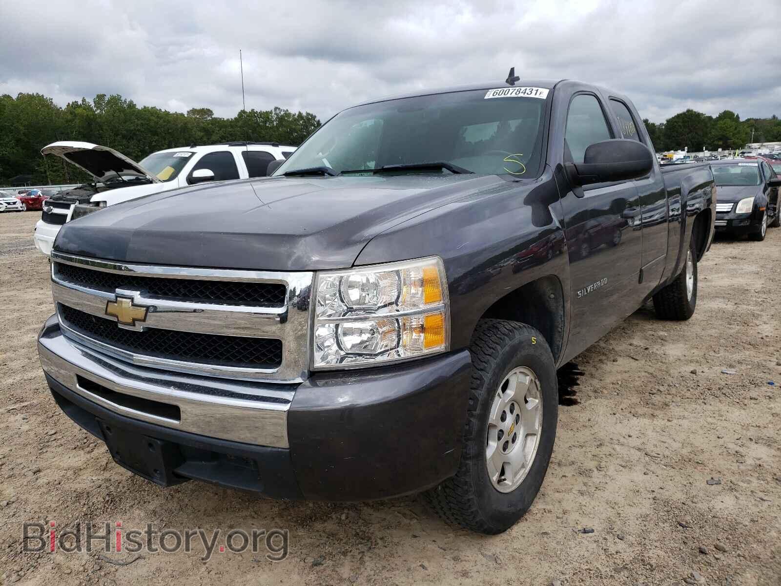 2010 CHEVROLET SILVERADO - VIN: 1GCSCSE00AZ177651 - Фото 2