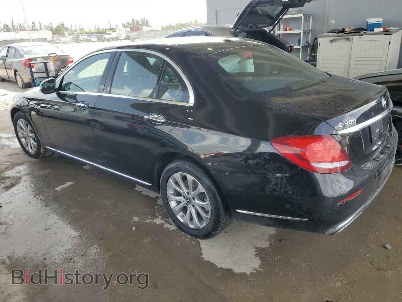 2018 MERCEDES-BENZ E-CLASS - VIN: WDDZF4KB4JA441241 - Фото 2