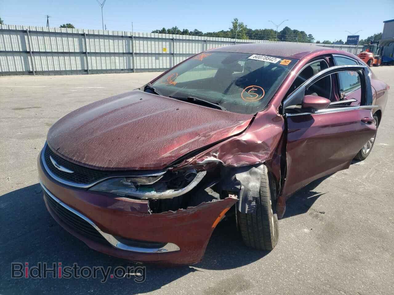2015 CHRYSLER 200 - VIN: 1C3CCCAB3FN637034 - Фото 2