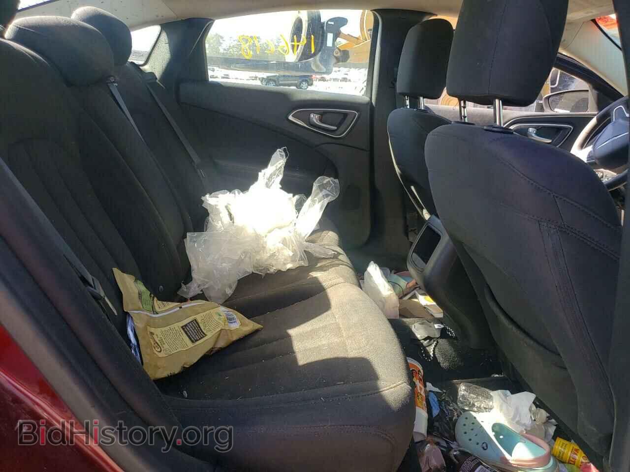 2015 CHRYSLER 200 - VIN: 1C3CCCAB3FN637034 - Фото 6