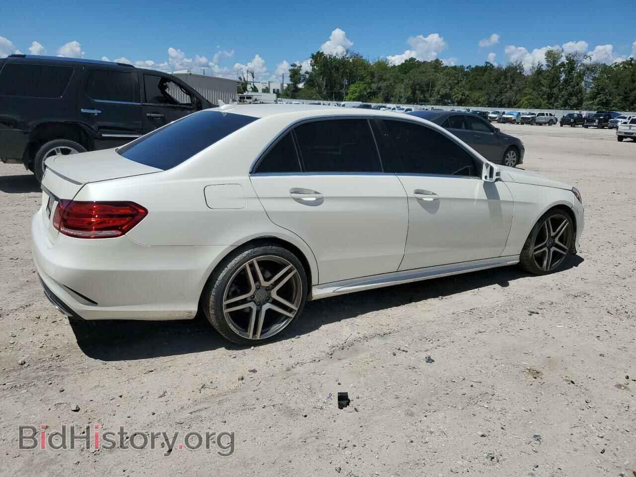 2014 MERCEDES-BENZ E-CLASS - VIN: WDDHF5KB4EA965383 - Фото 3
