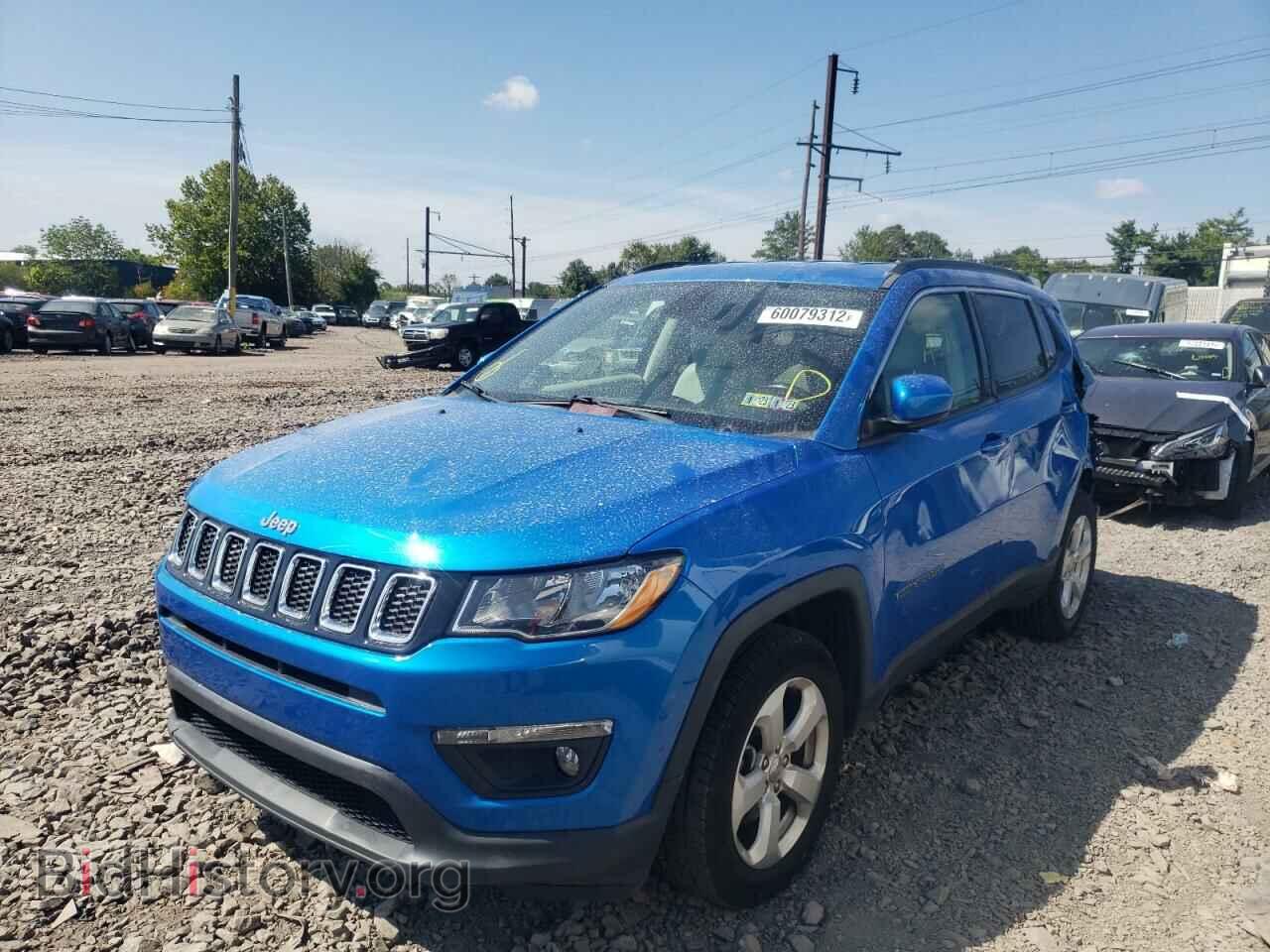 2018 JEEP COMPASS - VIN: 3C4NJCBB0JT140802 - Photo 2