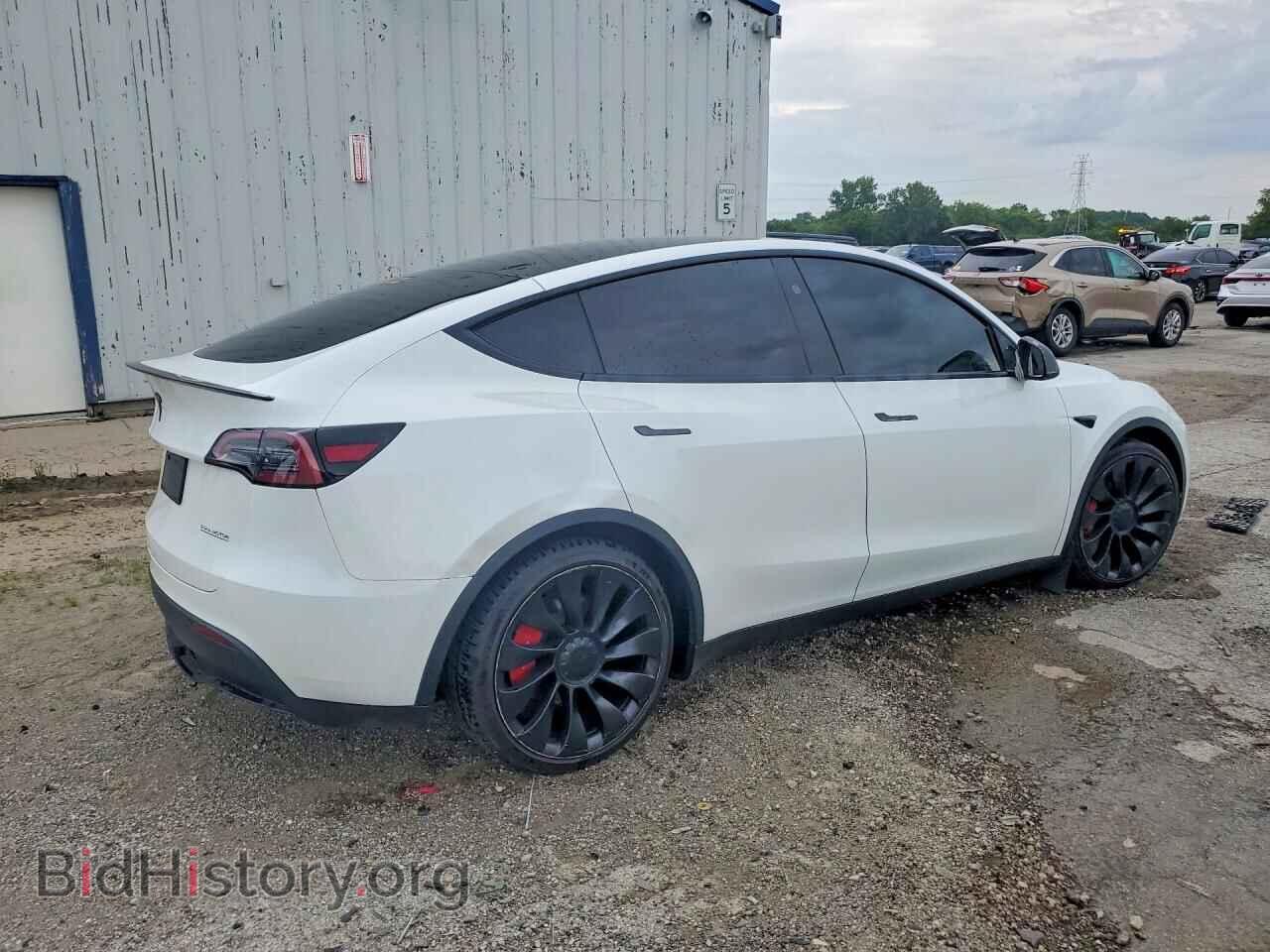 2023 TESLA MODEL Y - VIN: 7SAYGDEF0PF830026 - Photo 3