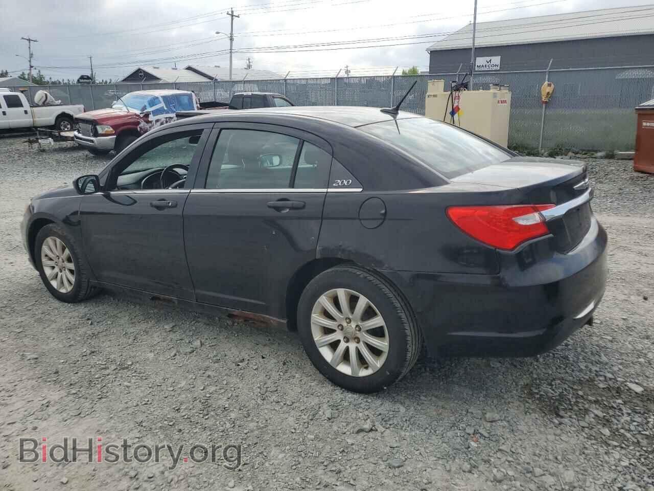 2011 CHRYSLER 200 - VIN: 1C3BC1FBXBN563565 - Фото 2