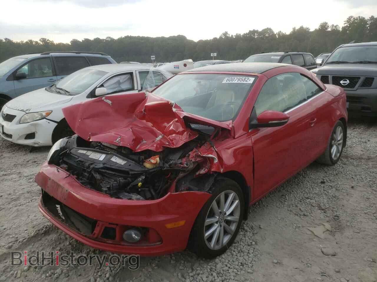 2013 VOLKSWAGEN EOS - VIN: WVWBW8AH4DV003731 - Фото 2