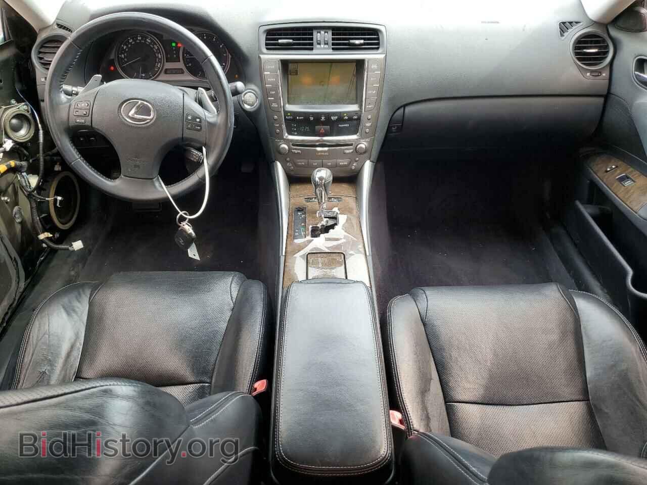 2010 LEXUS IS - VIN: JTHBF5C25A5111986 - Photo 8