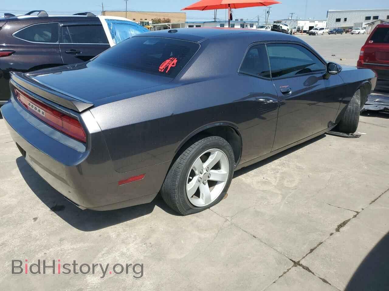 2014 DODGE CHALLENGER - VIN: 2C3CDYAG3EH137274 - Фото 3