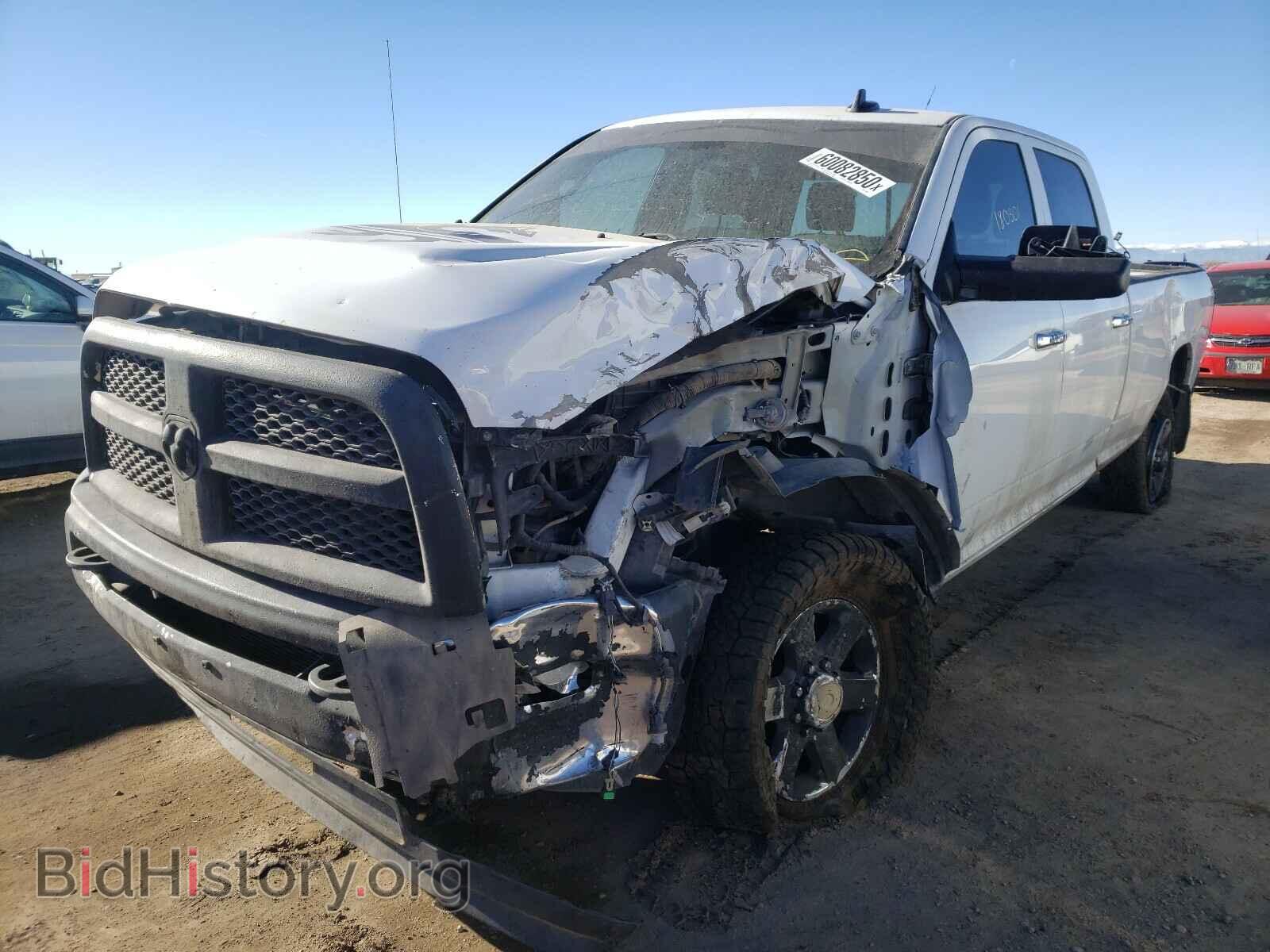2014 RAM 2500 - VIN: 3C6UR5JLXEG143772 - Photo 2