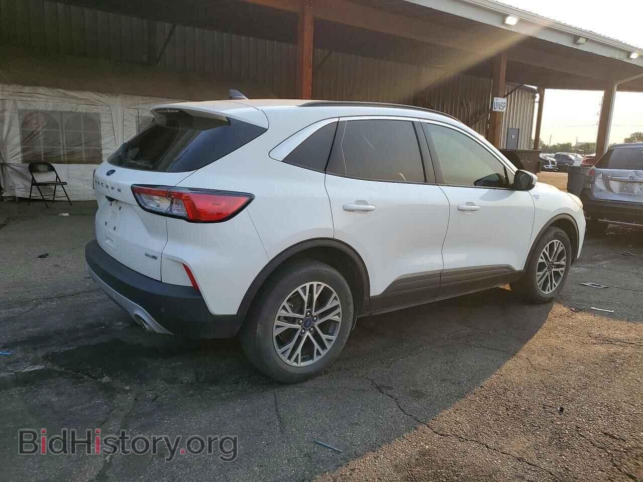 2020 FORD ESCAPE - VIN: 1FMCU9H63LUA76187 - Фото 3