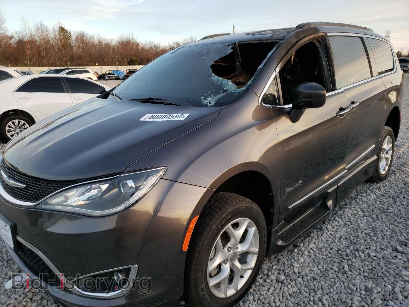 2017 CHRYSLER PACIFICA - VIN: 2C4RC1BG3HR820864 - Фото 2