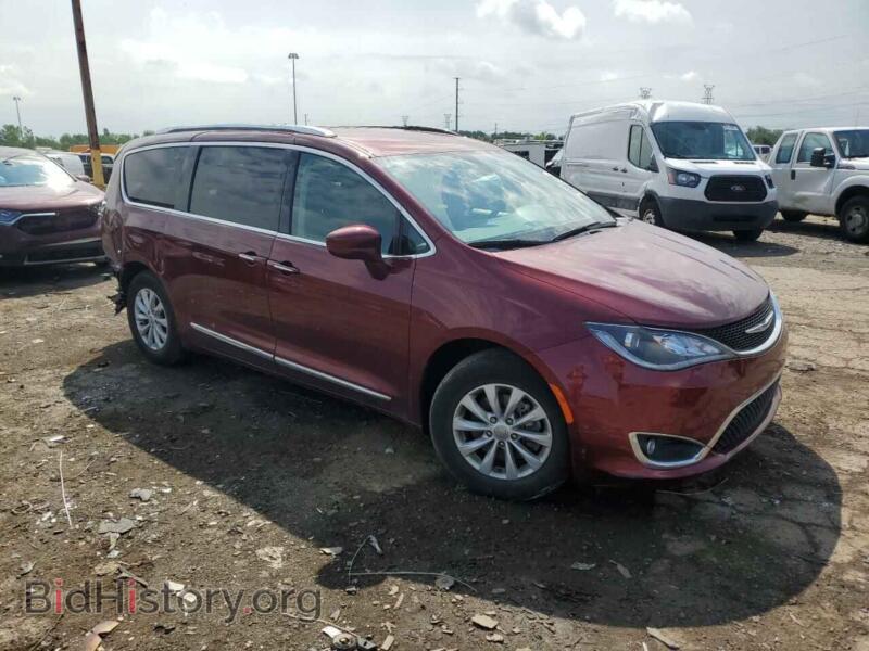2018 Chrysler PACIFICA (VIN 2C4RC1BG4JR139361) — photo 4 of 12