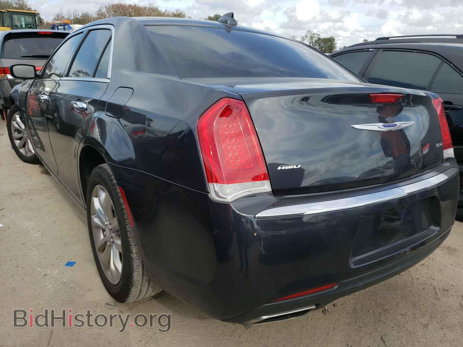 2019 CHRYSLER 300 - VIN: 2C3CCAKG6KH542971 - Фото 3
