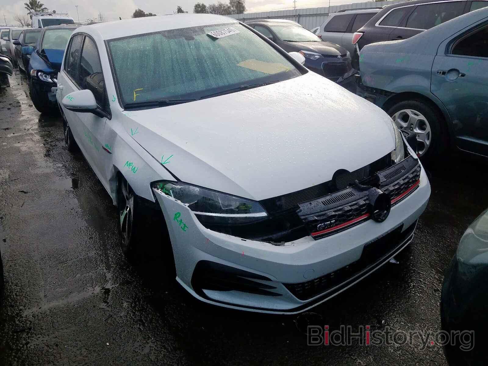 Photo 3VW447AU8JM297269 - VOLKSWAGEN GTI 2018