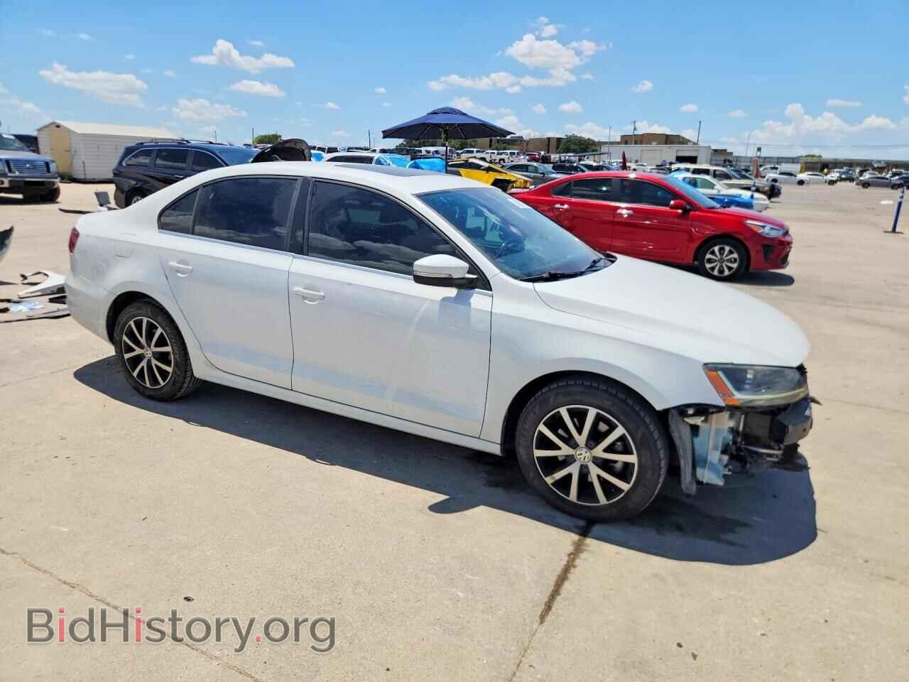 2017 VOLKSWAGEN JETTA - VIN: 3VWDB7AJ8HM313136 - Photo 4