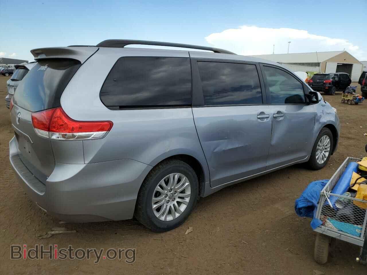 2012 TOYOTA All Models - VIN: 5TDYK3DC3CS273177 - Фото 3