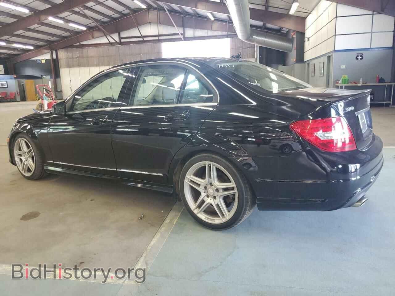 2013 MERCEDES-BENZ C-CLASS - VIN: WDDGF8AB6DR253178 - Фото 2