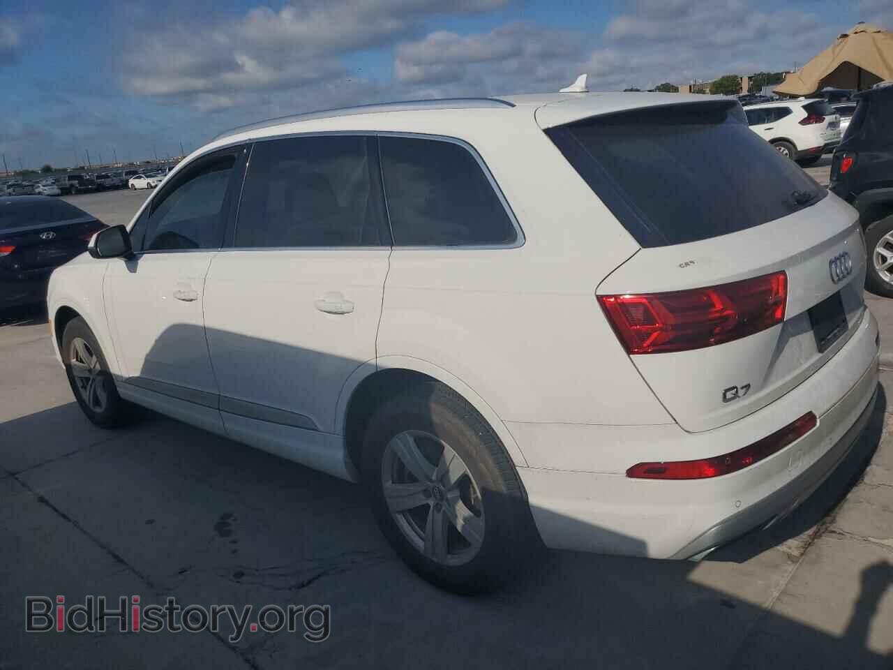 2019 AUDI Q7 - VIN: WA1AHAF77KD022042 - Фото 2