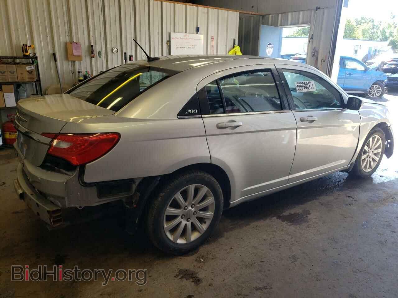 2012 CHRYSLER 200 - VIN: 1C3CCBBG4CN101581 - Фото 4