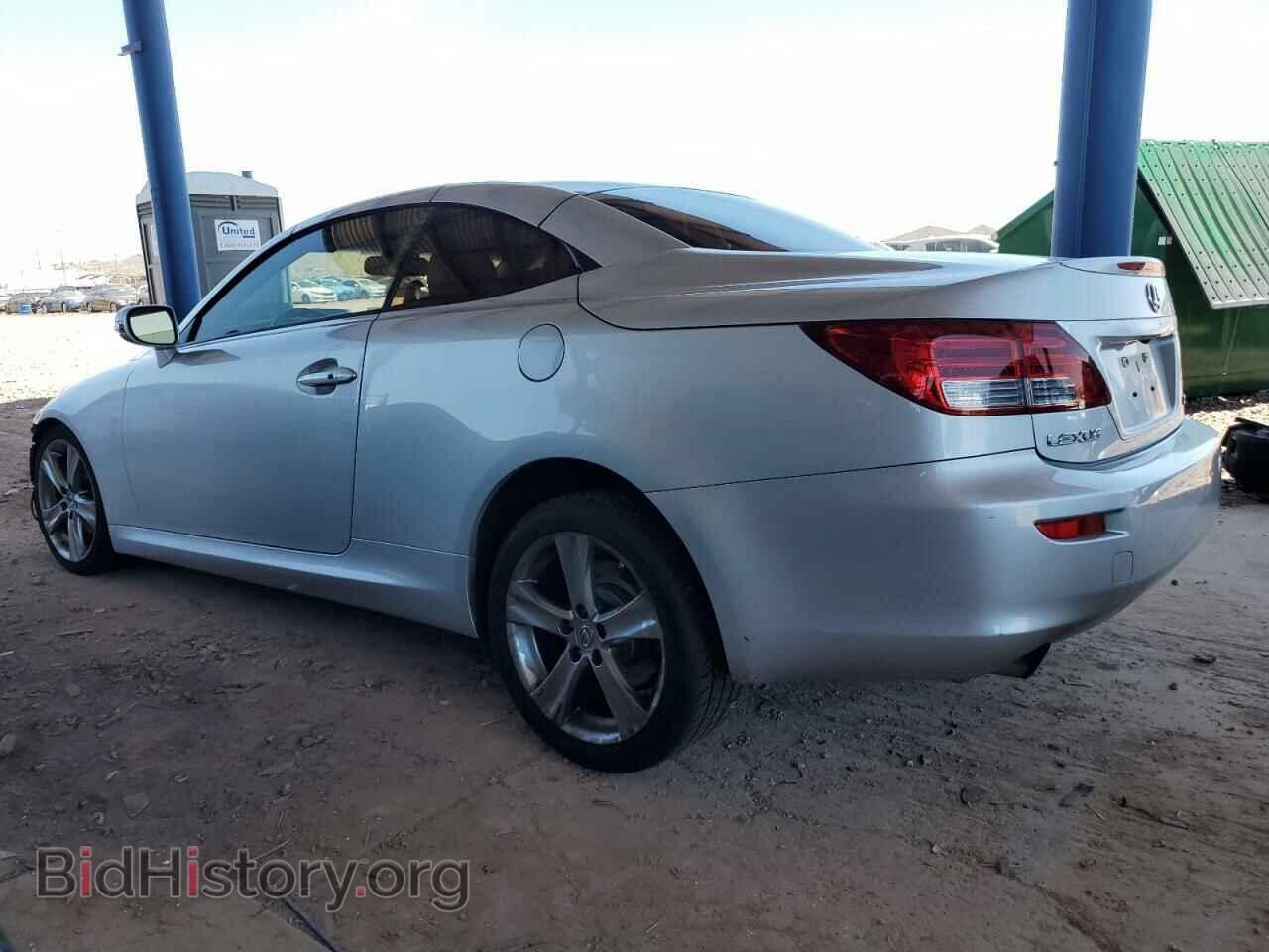 2010 LEXUS IS - VIN: JTHFF2C21A2505731 - Photo 2