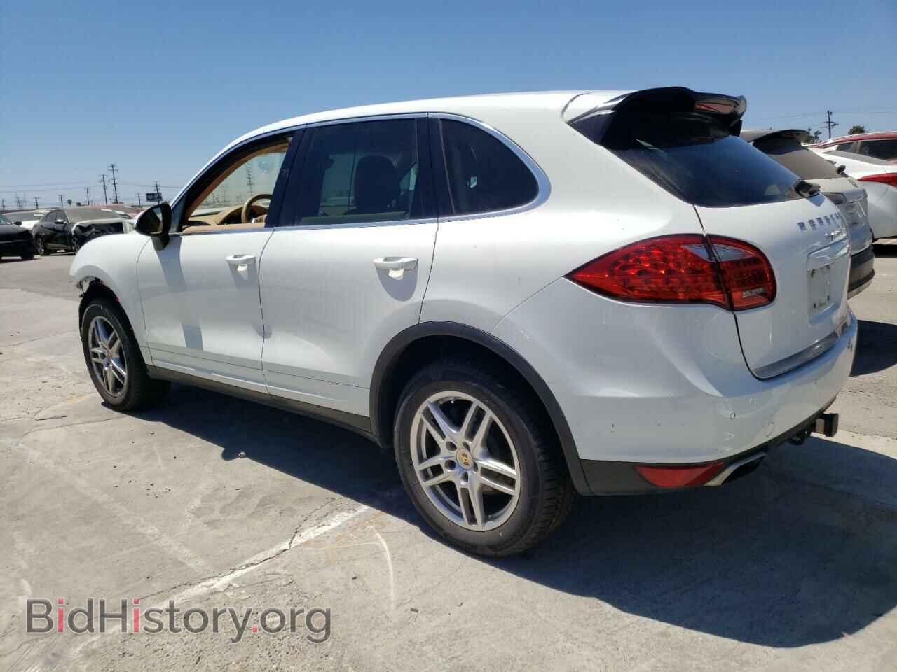 2013 PORSCHE CAYENNE - VIN: WP1AA2A28DLA06855 - Фото 2