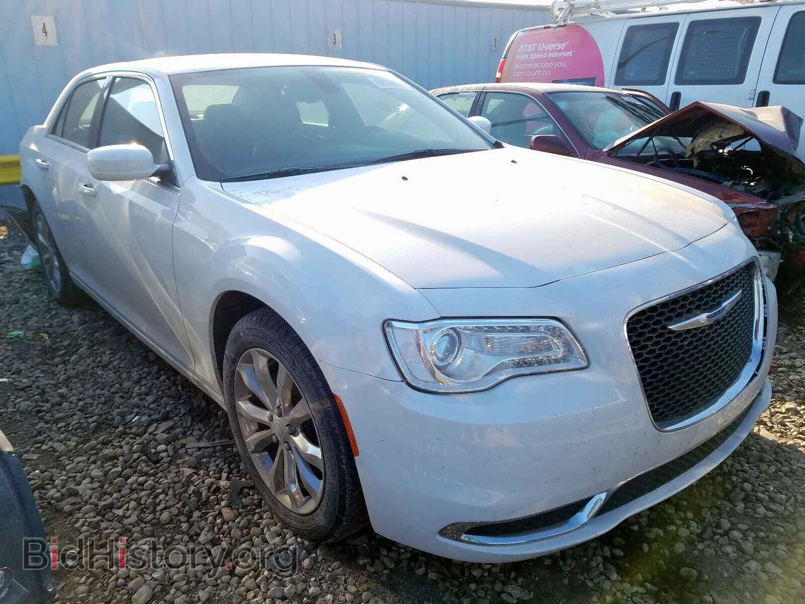 Фотография 2C3CCARG7JH324719 - CHRYSLER 300 2018