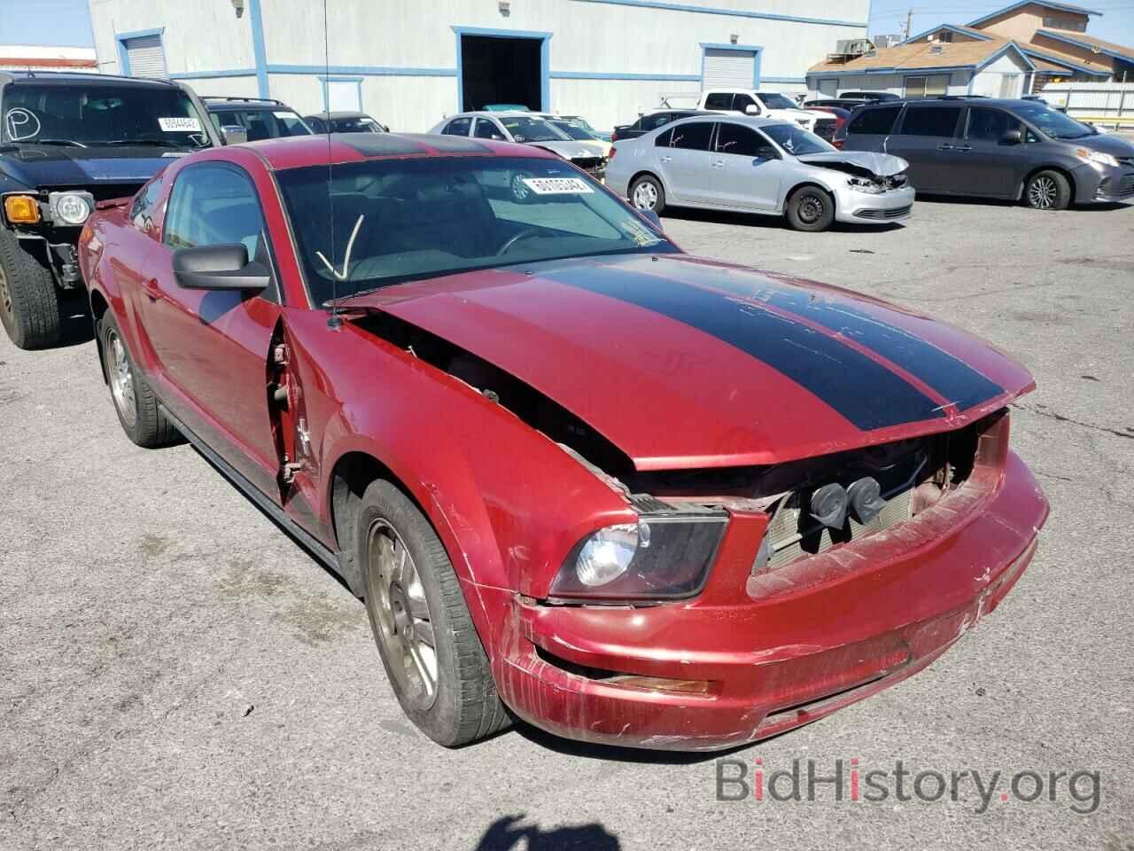 Photo 1ZVHT80N085112412 - FORD MUSTANG 2008