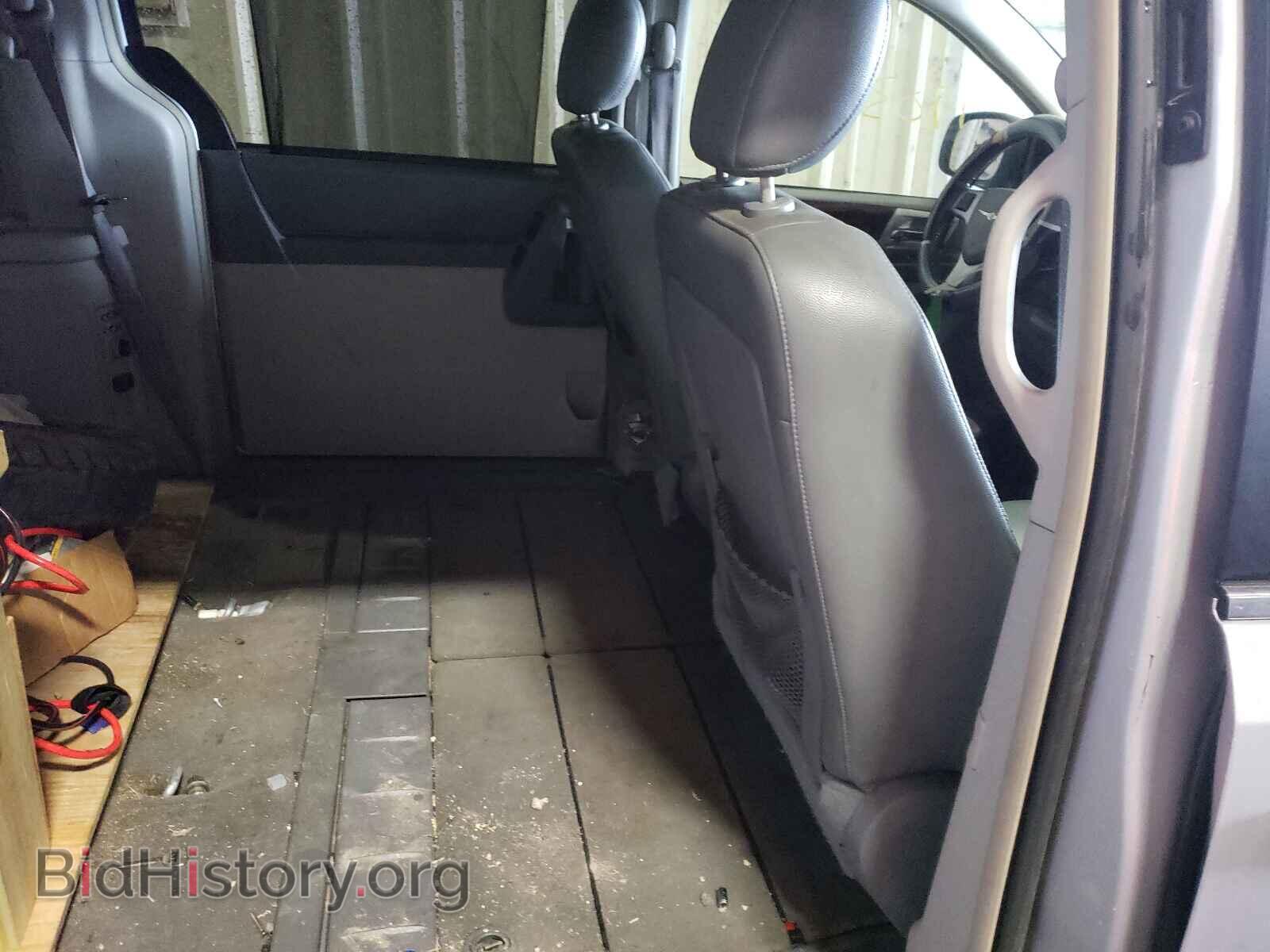 2009 CHRYSLER MINIVAN - VIN: 2A8HR54179R668964 - Фото 6
