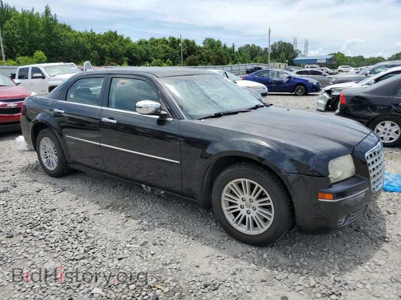 2010 CHRYSLER 300 - VIN: 2C3CA5CV1AH246555 - Фото 4