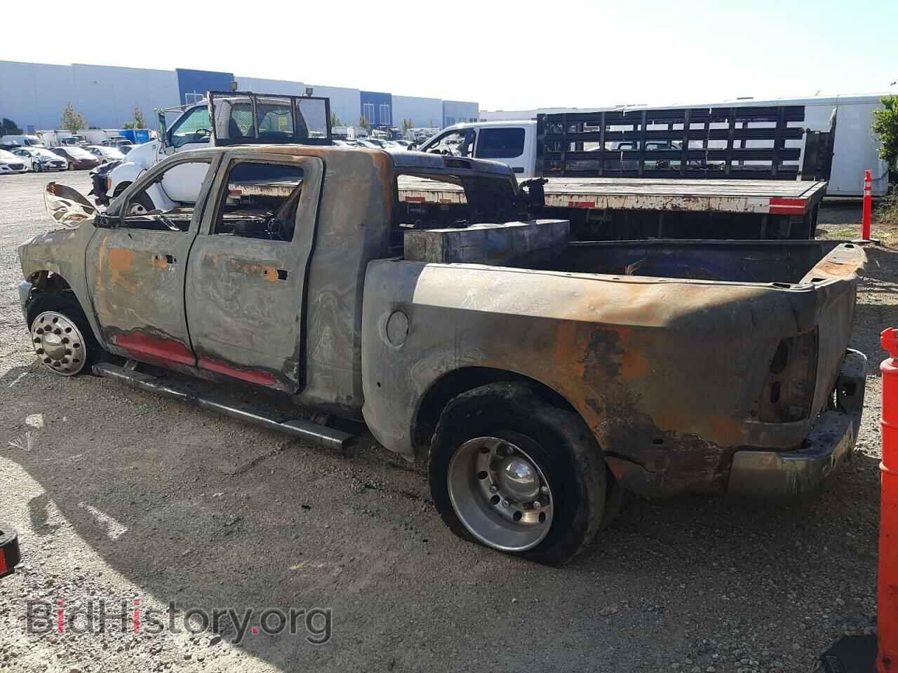 2015 RAM 3500 - VIN: 3C63RRLL7FG572921 - Фото 3