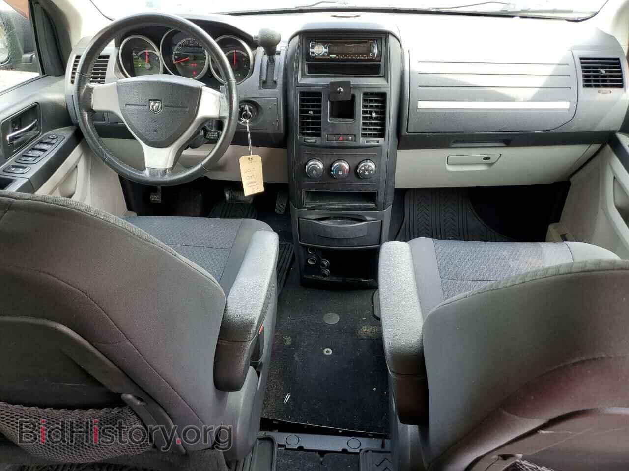 2010 DODGE CARAVAN - VIN: 2D4RN4DE5AR244422 - Photo 8