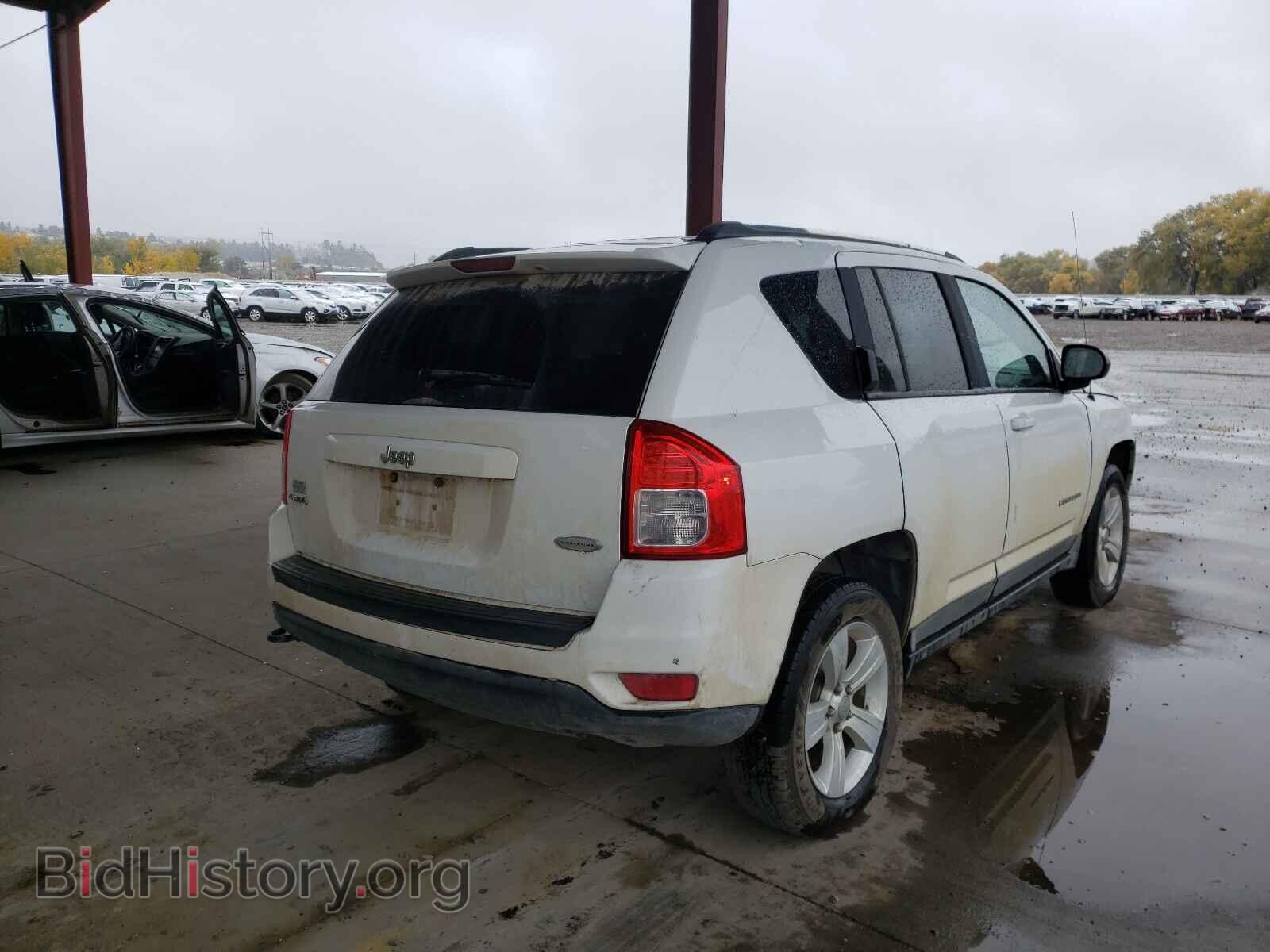 2011 JEEP COMPASS - VIN: 1J4NF1FB8BD207745 - Фото 4