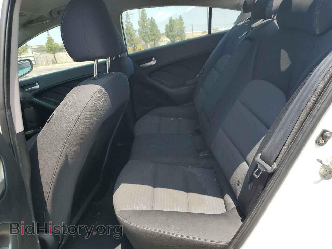 2018 KIA FORTE - VIN: 3KPFL4A76JE247357 - Фото 10