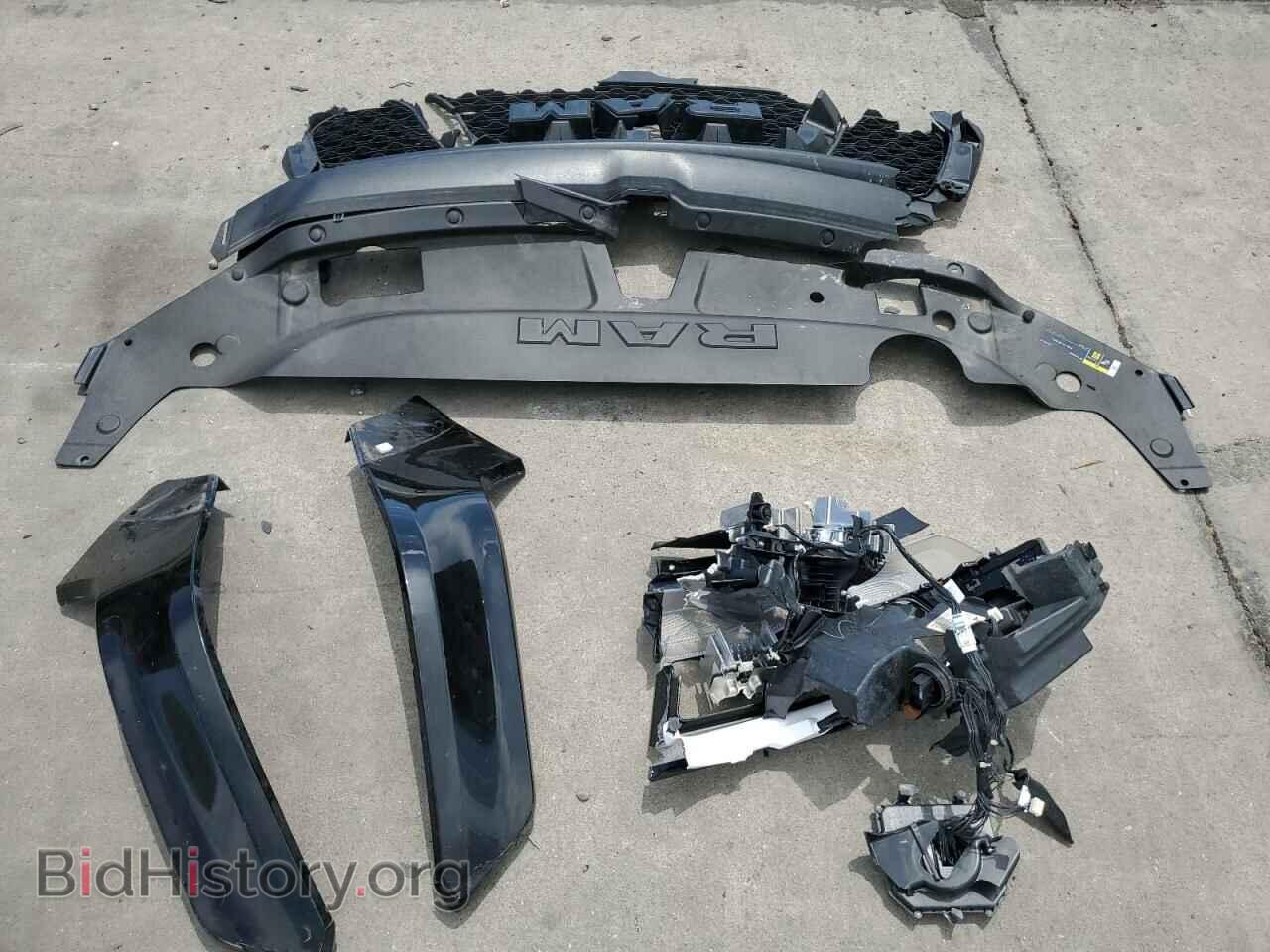 2020 RAM 1500 - VIN: 1C6SRFLT3LN104942 - Фото 12