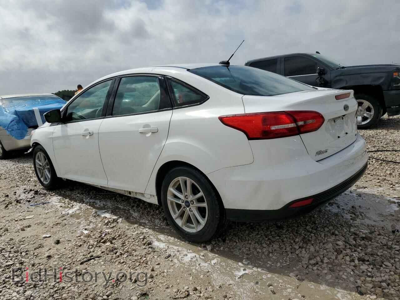 2018 FORD FOCUS - VIN: 1FADP3F29JL203983 - Фото 2