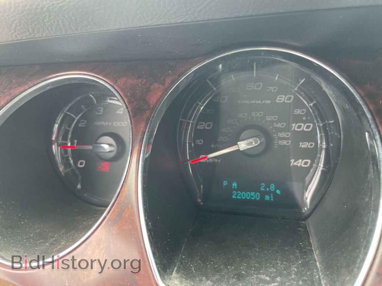 2010 FORD TAURUS - VIN: 1FAHP2FW3AG142217 - Фото 8